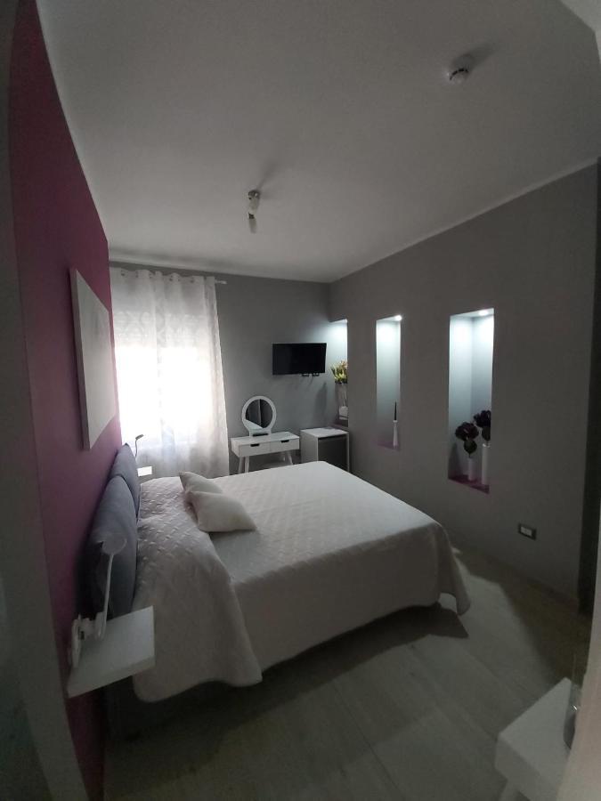 Le Stanze Di Dalia Crotone Exterior foto