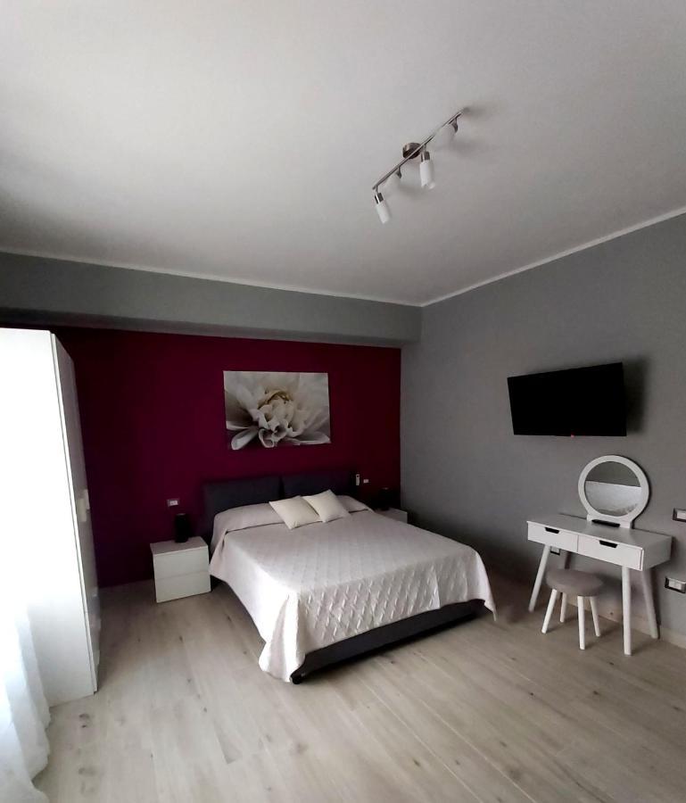 Le Stanze Di Dalia Crotone Exterior foto
