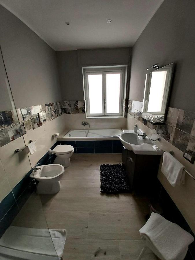 Le Stanze Di Dalia Crotone Exterior foto